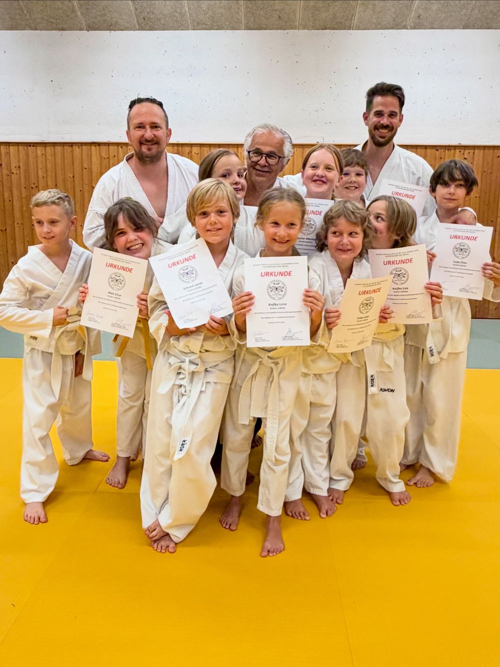 Gürtelprüfung des Hap-Ki-Do Vereins Leibnitz — Mario Körbler mit seiner Kindergruppe